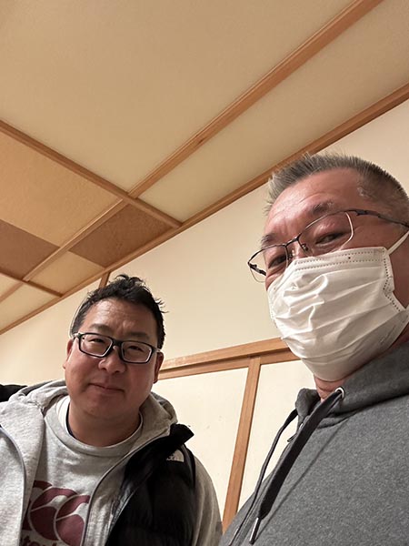 子ども食堂へお菓子を差入れ